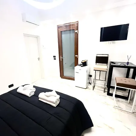 Mada's Deluxe Apartament
