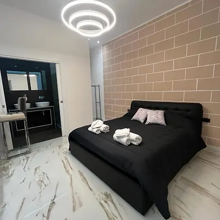 Mada's Deluxe Appartement Bari